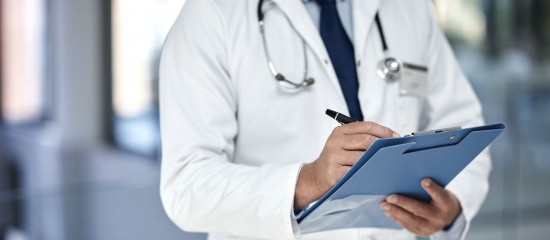Médecins : un nouveau formulaire pour les AAT papier au 1 juillet