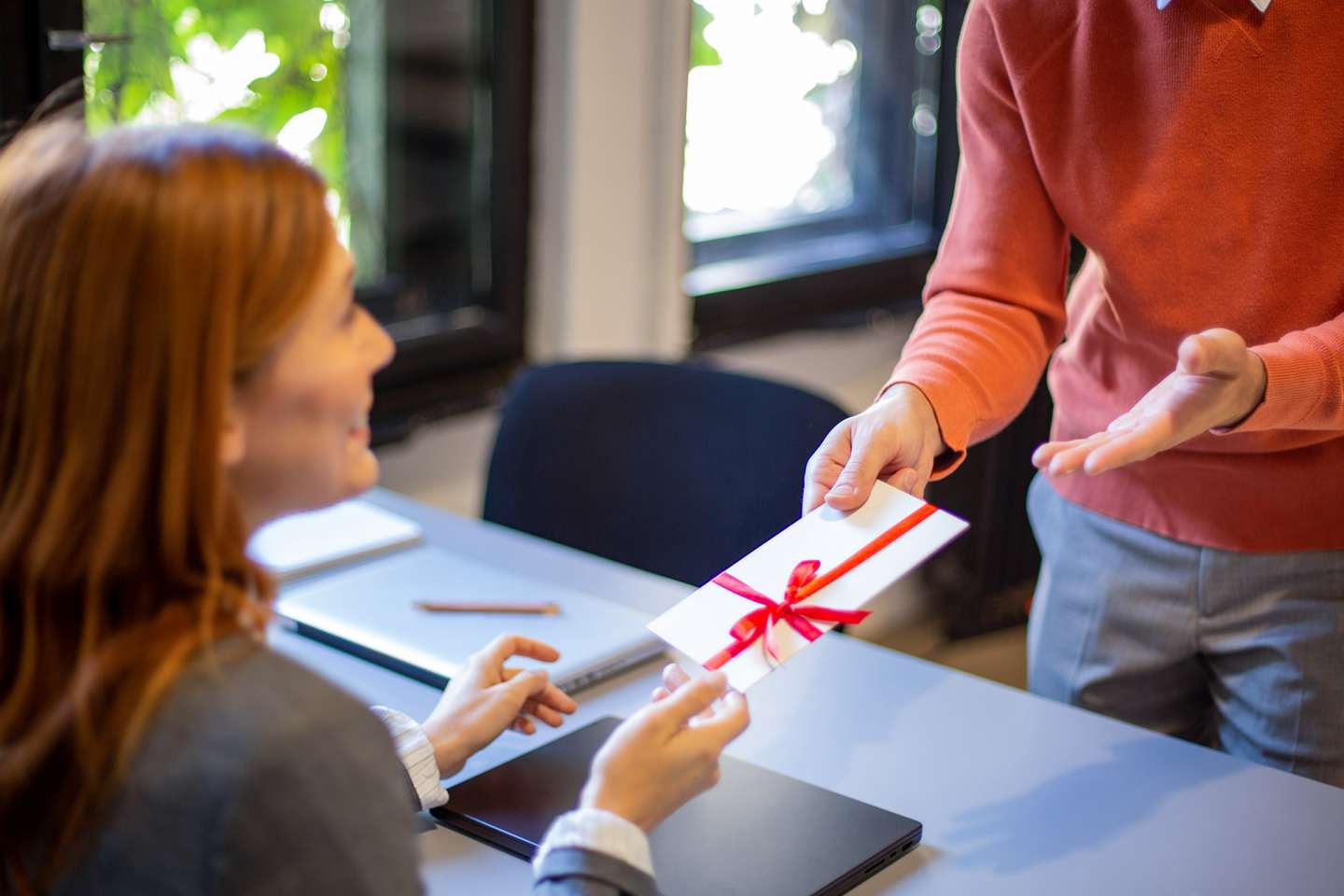 Quelle est la limite d’exonération des cadeaux et bons d’achat en 2026 ?