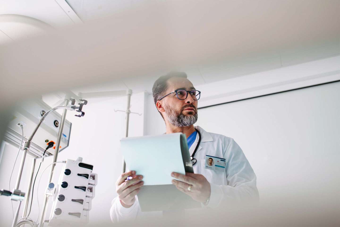 Médecins spécialistes : comment freiner les dépassements d’honoraires