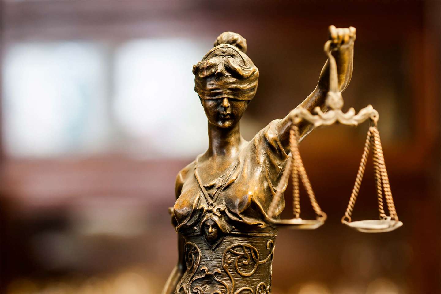 Commissaires de justice : validation de l’activité d’intermédiaire immobilier